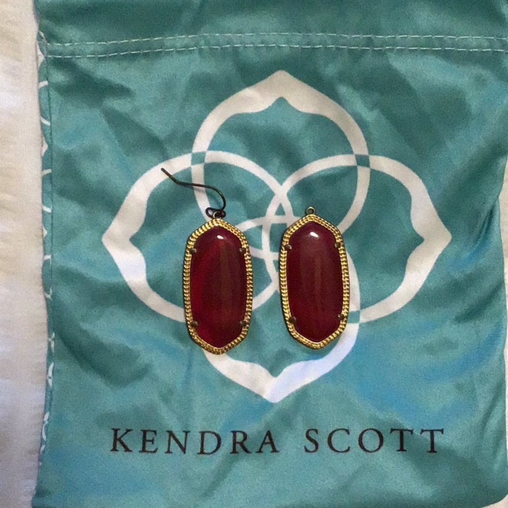 Kendra Scott Elle earrings
